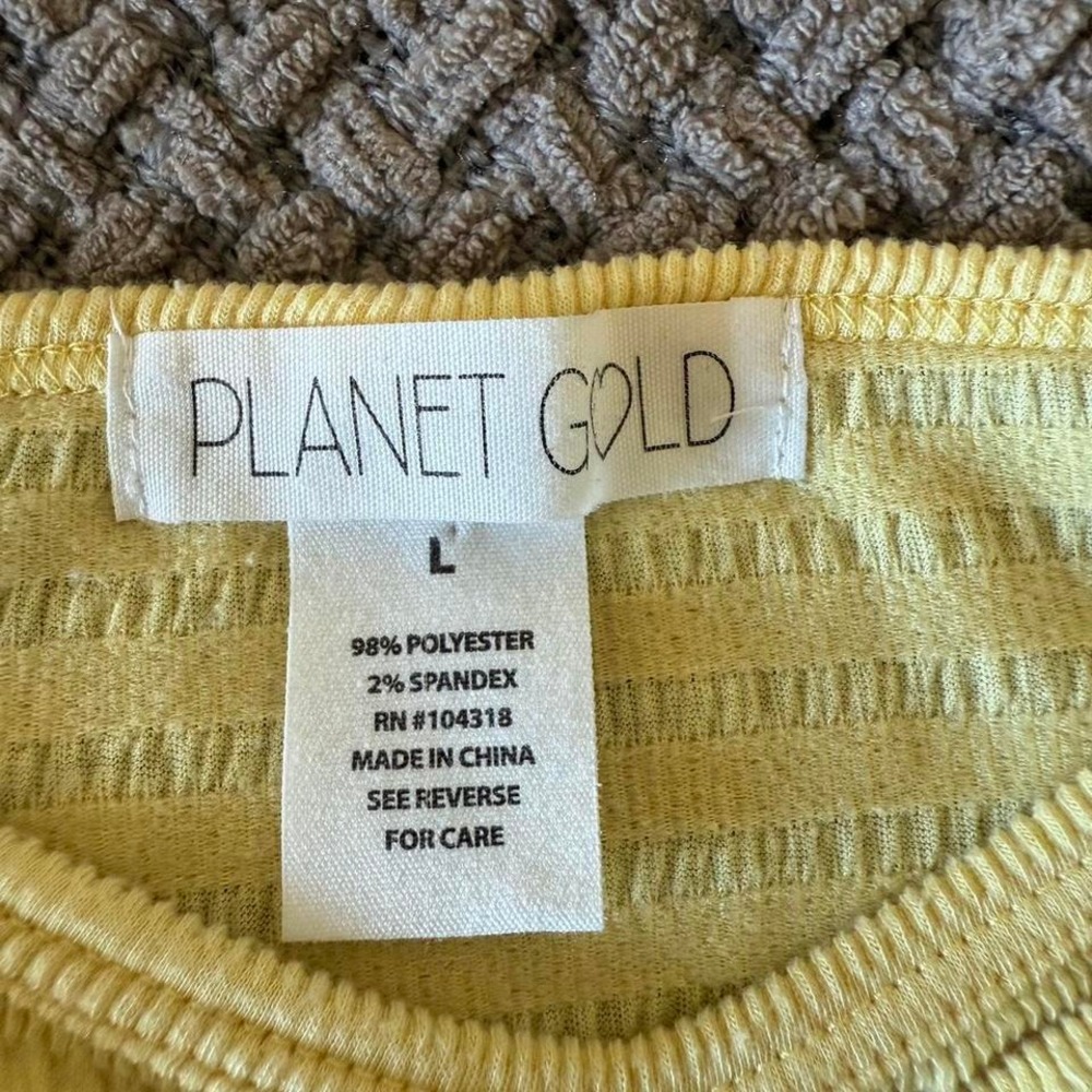 Planet Gold Yellow Blouse Size L - Picture 3 of 3
